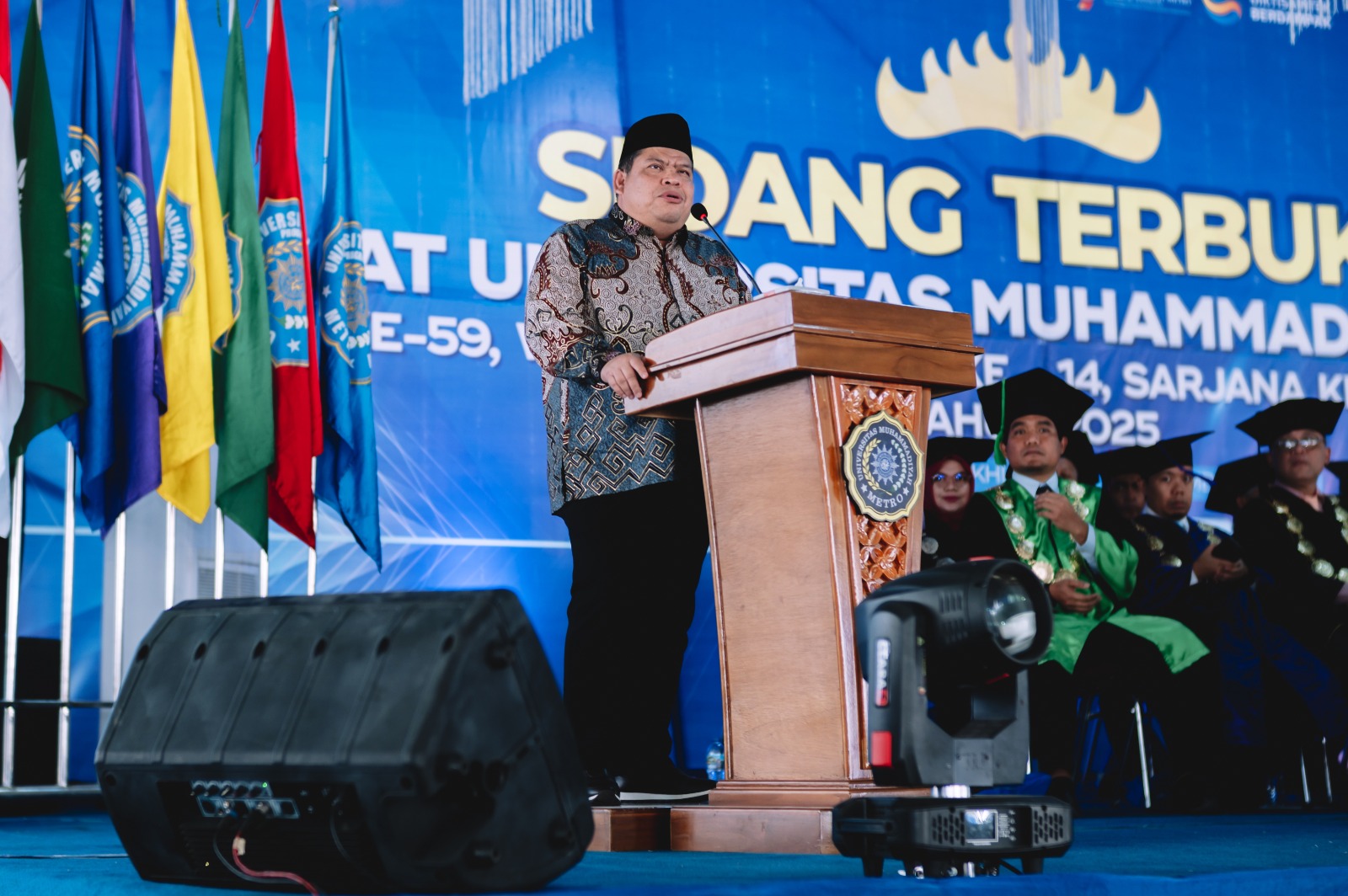 Wisuda UM Metro 2025: Wakil Kopertais Wilayah XV Prof. Safari Daud Angkat Jempol Kemajuan Kampus