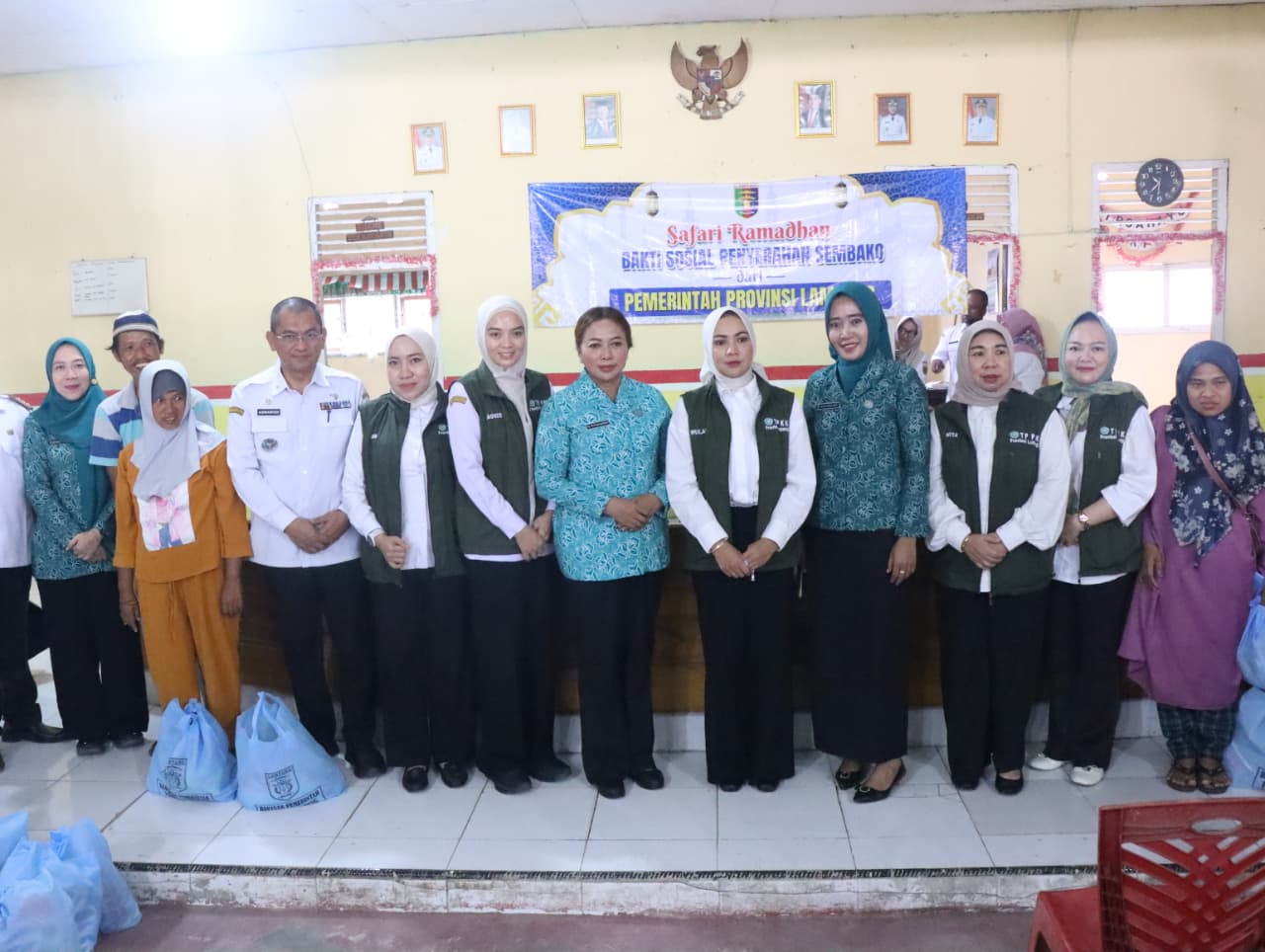 Bakti Sosial, Pemprov Lampung dan Pemkab Lamteng Gelar Safari Ramadan di Simbarwaringin
