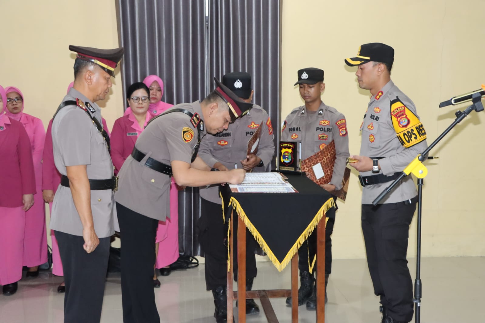 Upacara Sertijab di Polres Pringsewu, Enam Jabatan Strategis Berganti
