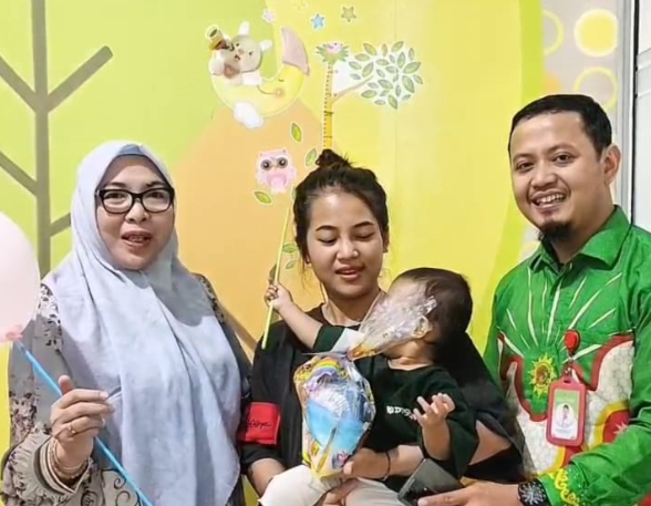 Hari Anak Nasional, RSU Muhammadiyah Beri Balon  & Paket Kebahagiaan