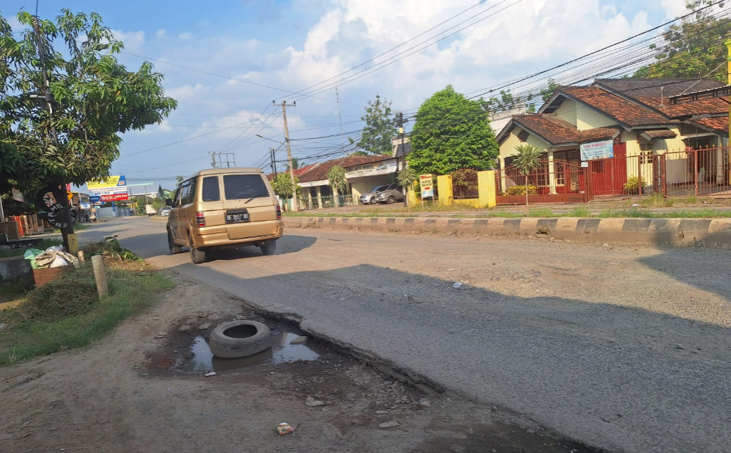 Tahun ini Pemkot Bakal Benahi 78 Ruas Jalan Rusak di Metro