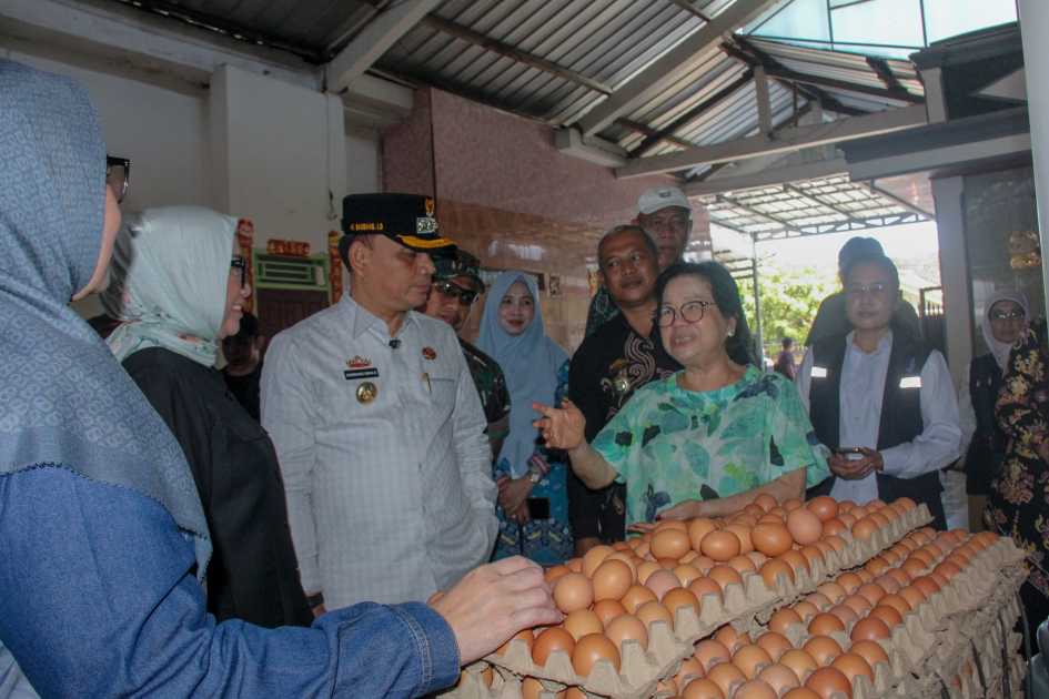 Pastikan Stok dan Harga Bapok Stabil, Pemkot Metro Tinjau Pasar