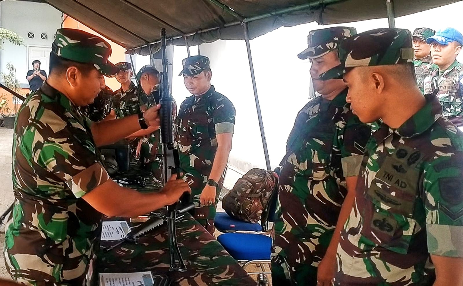 Mahasiswa hingga Dosen Terkejut, TNI Bersenjata Lengkap Datangi Kampus Dharma Wacana Metro
