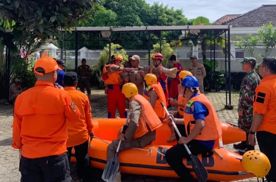 Waspada Cuaca Ektrim, BPBD Kota Metro Lakukan Mitigasi Bencana 