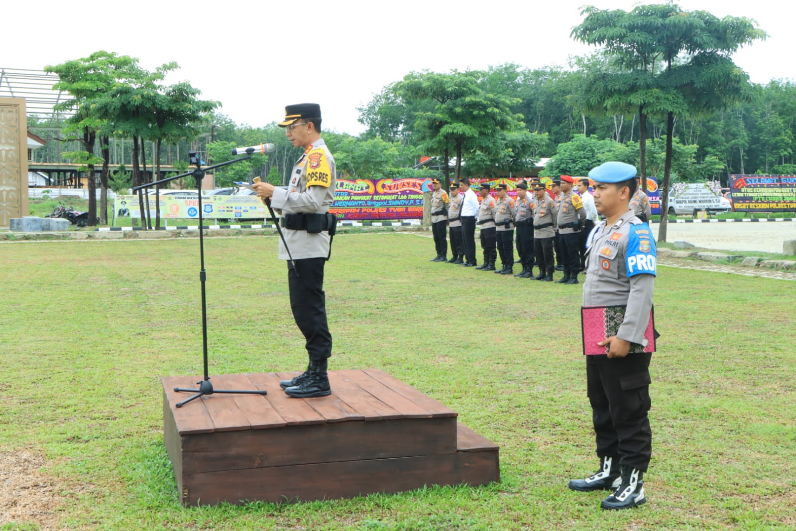 Polres Tubaba Pimpin Upacara Kenaikan Pangkat 12 Perwira dan 17 Bintara