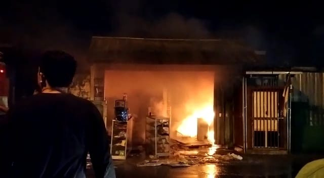 Kebakaran Hebat di Metro, Pemilik Rumah Sempat Terjebak Kobaran Api