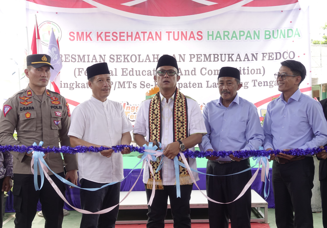 Resmikan SMK Kesehatan Tunas Harapan Bunda, Bupati Ardito: Peran Penting Tingkatkan SDM Bidang Kesehatan.