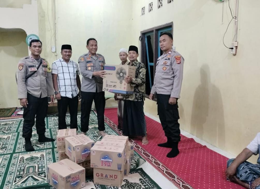 Jaga Kamtibmas Bulan Ramadhan, Polsek Tanjung Raya Gelar Colling System di Mushola Miftahul Jannah 