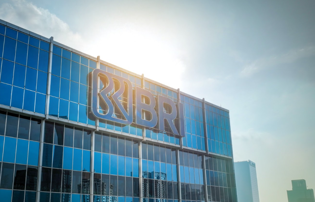 Saham BBRI Makin Diburu, Analis Prediksi Kenaikan hingga 27% Tahun Ini