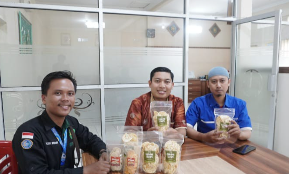 PPK Ormawa HIMADIKMI Dorong UMKM Rejo Agung Naik Kelas Lewat Perluasan Pasar ke Ritel Modern