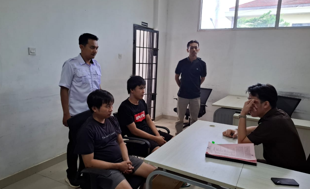Berkas Dinyatakan P21, Dua Tersangka Curanmor 25 TKP Dilimpahkan Polisi Ke Kejaksaan Pringsewu