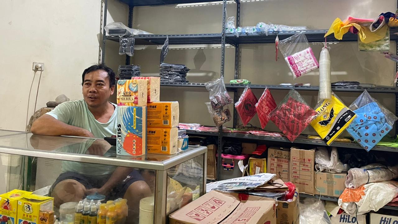 Harga Plastik Meroket Hingga 80 Persen, Pedagang dan UMKM di Metro Menjerit