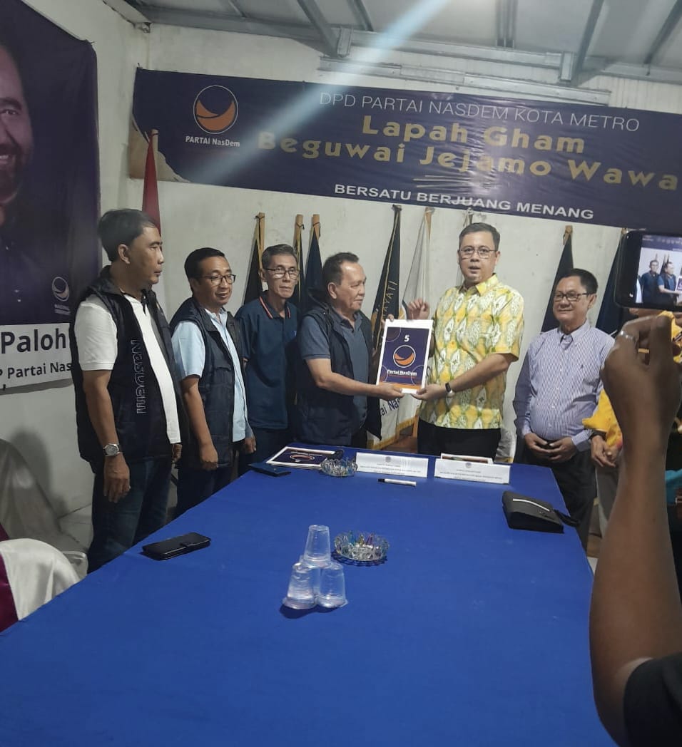 Tondi MG Nasution Daftar Balon Walikota di Partai NasDem 