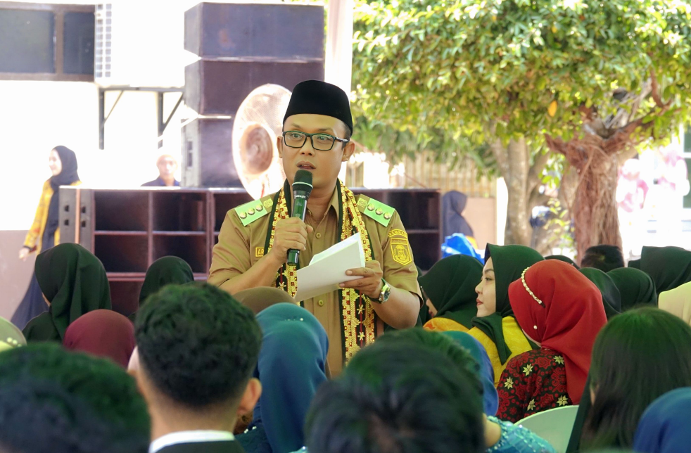 Lepas 481 Siswa-siswi SMA N 1 Terbanggi Besar, Bupati Ardito: Saya Bangga Ditengah Calon Pemimpin Bangsa