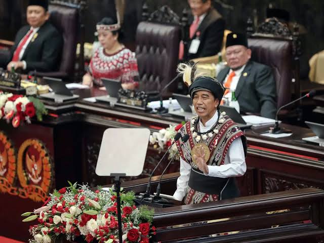 Pengamat Sebut Piadato Kenegaraan Jokowi Inkonsisten dan Tak Ada Esensi Krusial