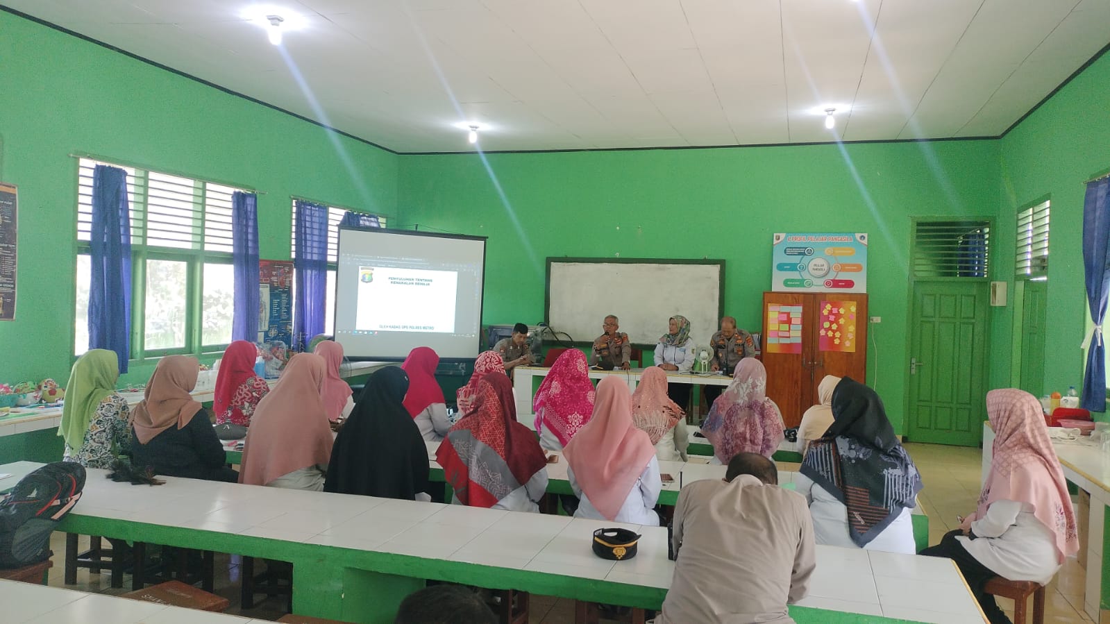 Polsek Metro Selatan Lakukan Penyuluhan Kenakalan Remaja di SMAN 6