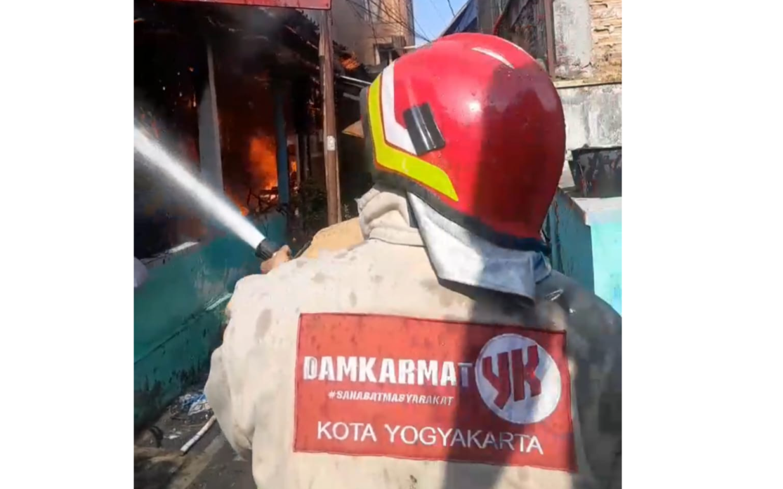 Rumah di Kotagede Yogyakarta Terbakar, Diduga Berawal dari Kabel Listrik Bermasalah
