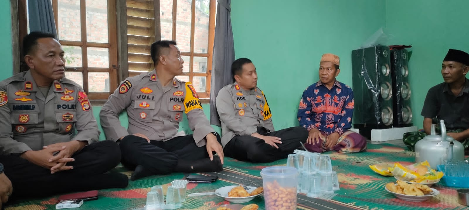 Kapolres Mesuji, Takziah Ke Rumah Duka Korban Pembunuhan di Desa Muara Tenang