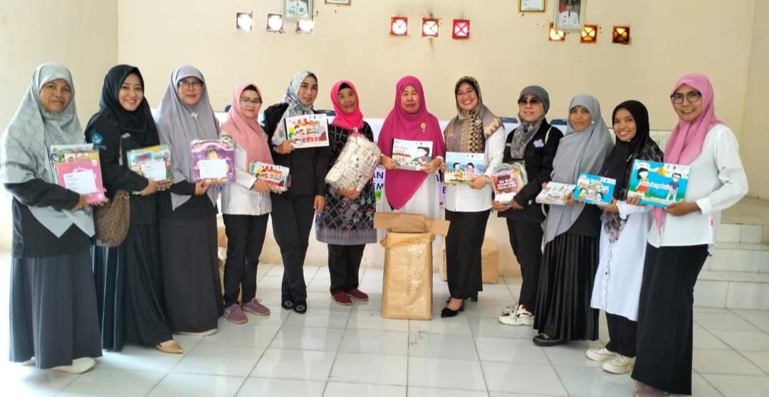Dinas Pendidikan Lampura Salurkan Bantuan Paket Buku dari Yayasan AMURT Indonesia