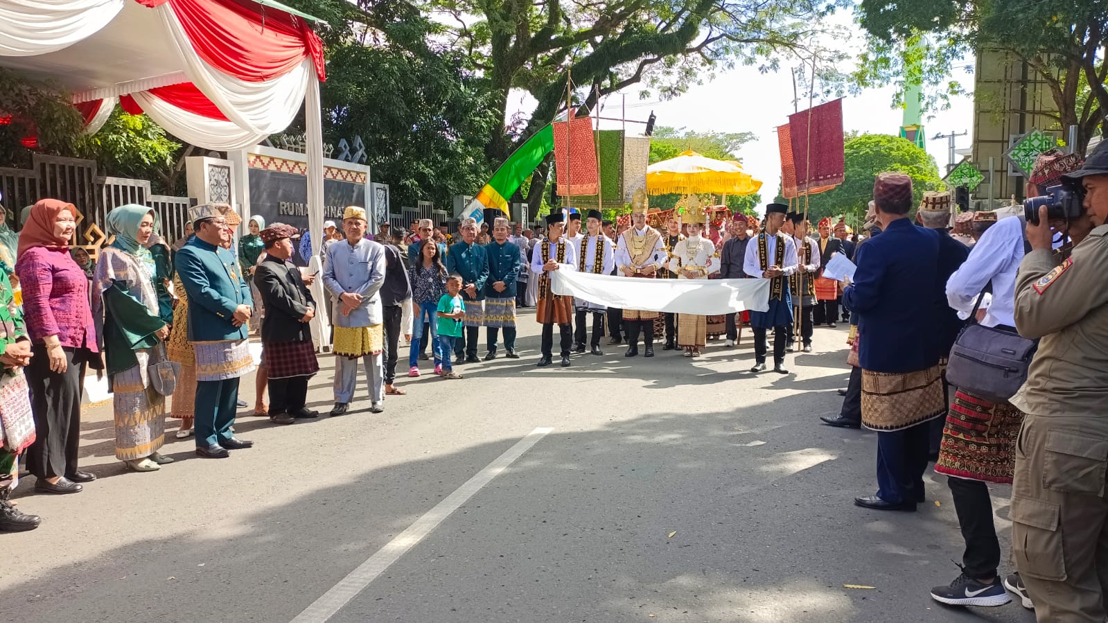 Reog Ponorogo hingga Sepeda Onthel Meriahkan Pawai Budaya Peringatan Hari Jadi Metro ke-86