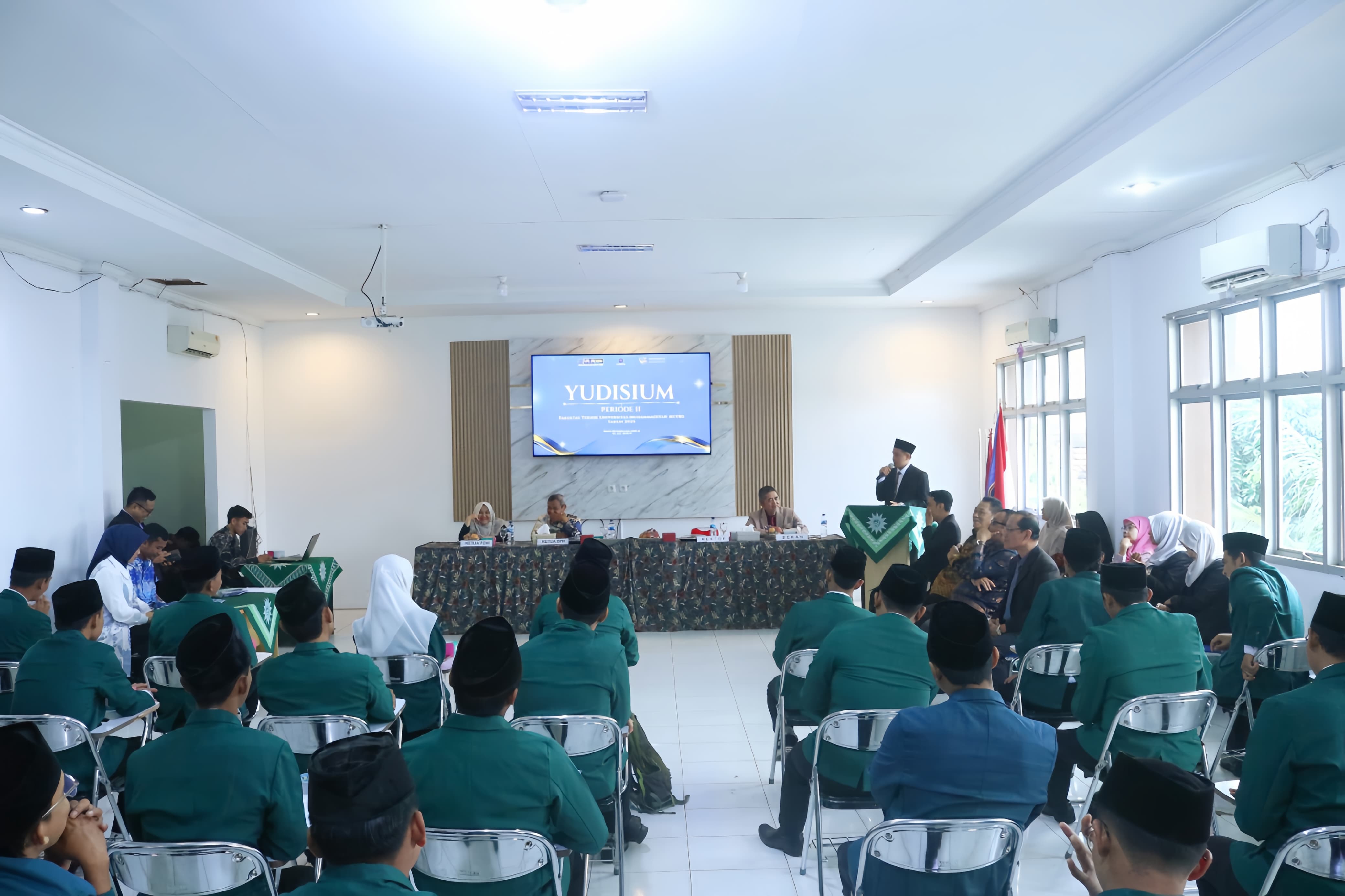 Yudisium Fakultas Teknik UM Metro Capai 71 Mahasiswa di Periode II Tahun 2025