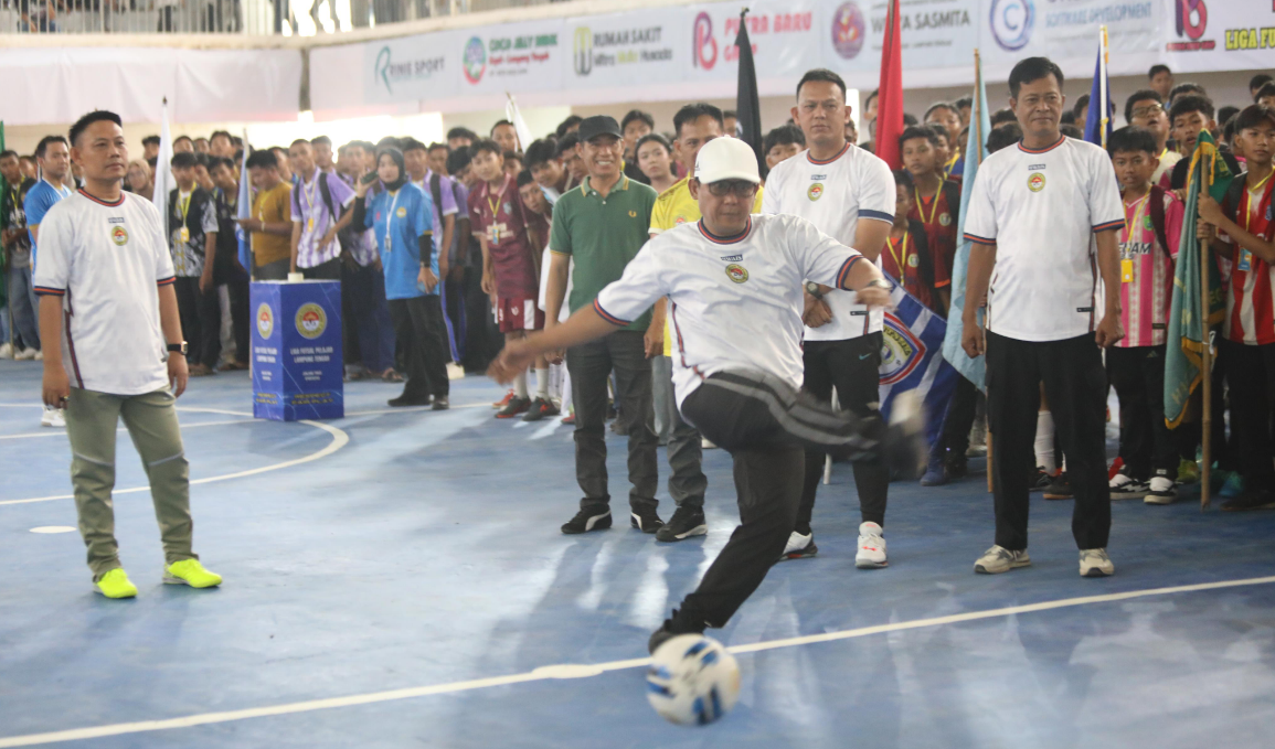 Bupati Ardito Wijaya Buka Event Putra Baru Liga Futsal Pelajar Lampung Tengah 2025