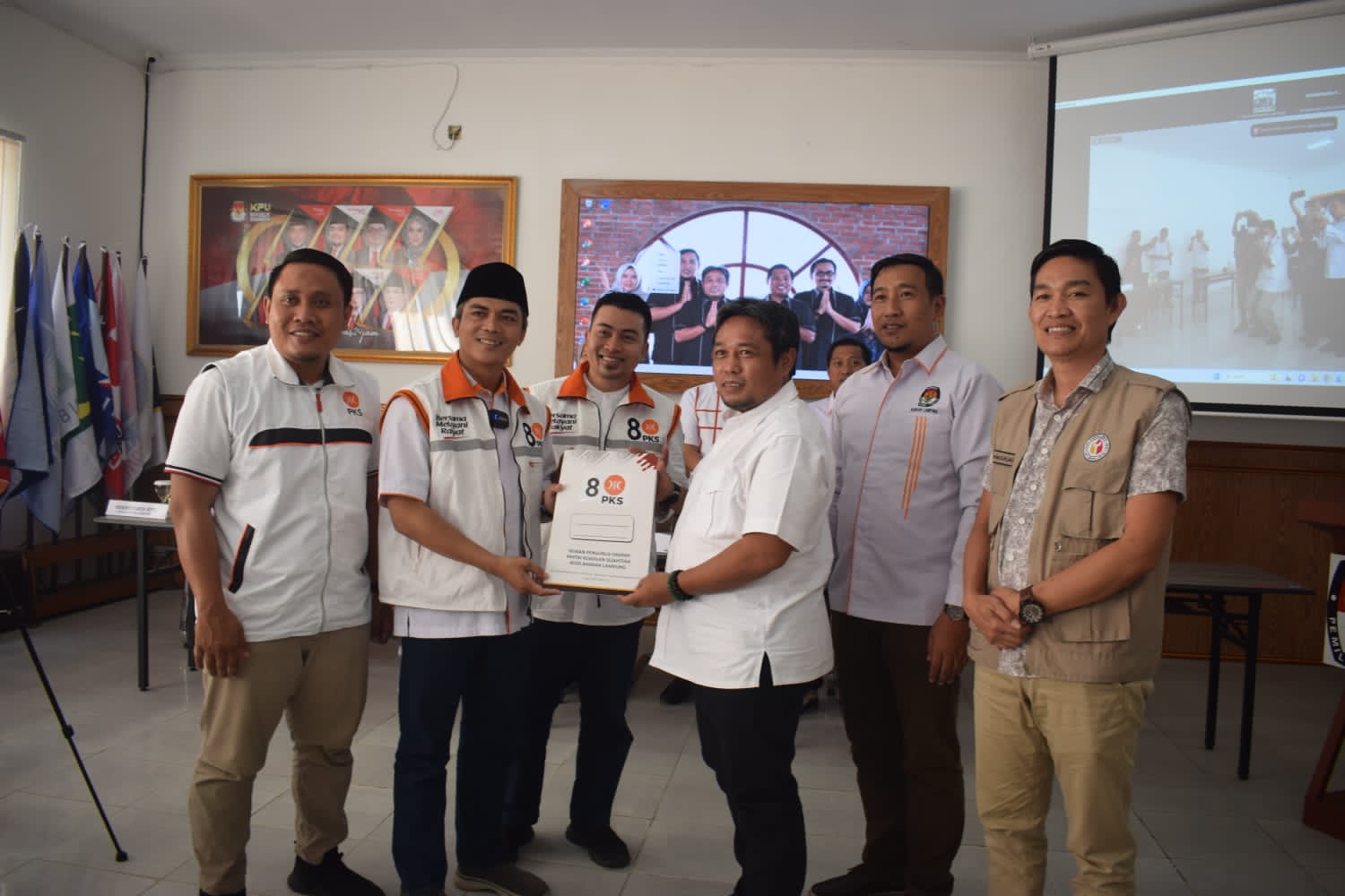 PKS Bandar Lampung Daftarkan 50 Bacaleg Pertama Ke KPU