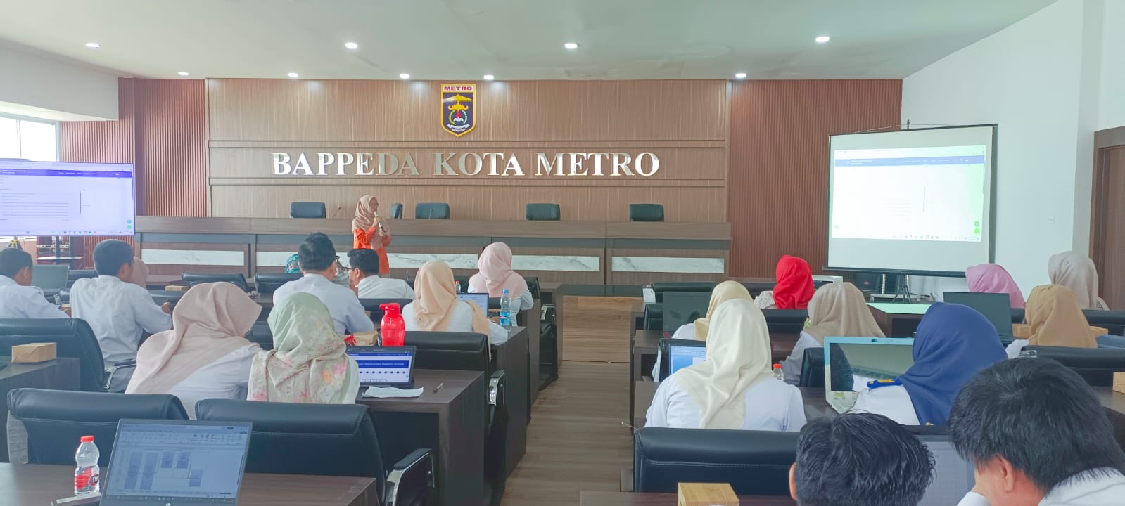 Wujudkan Satu Data Indonesia, BPS Gandeng Pemkot Metro Gelar FGD Standar Pelayanan Publik