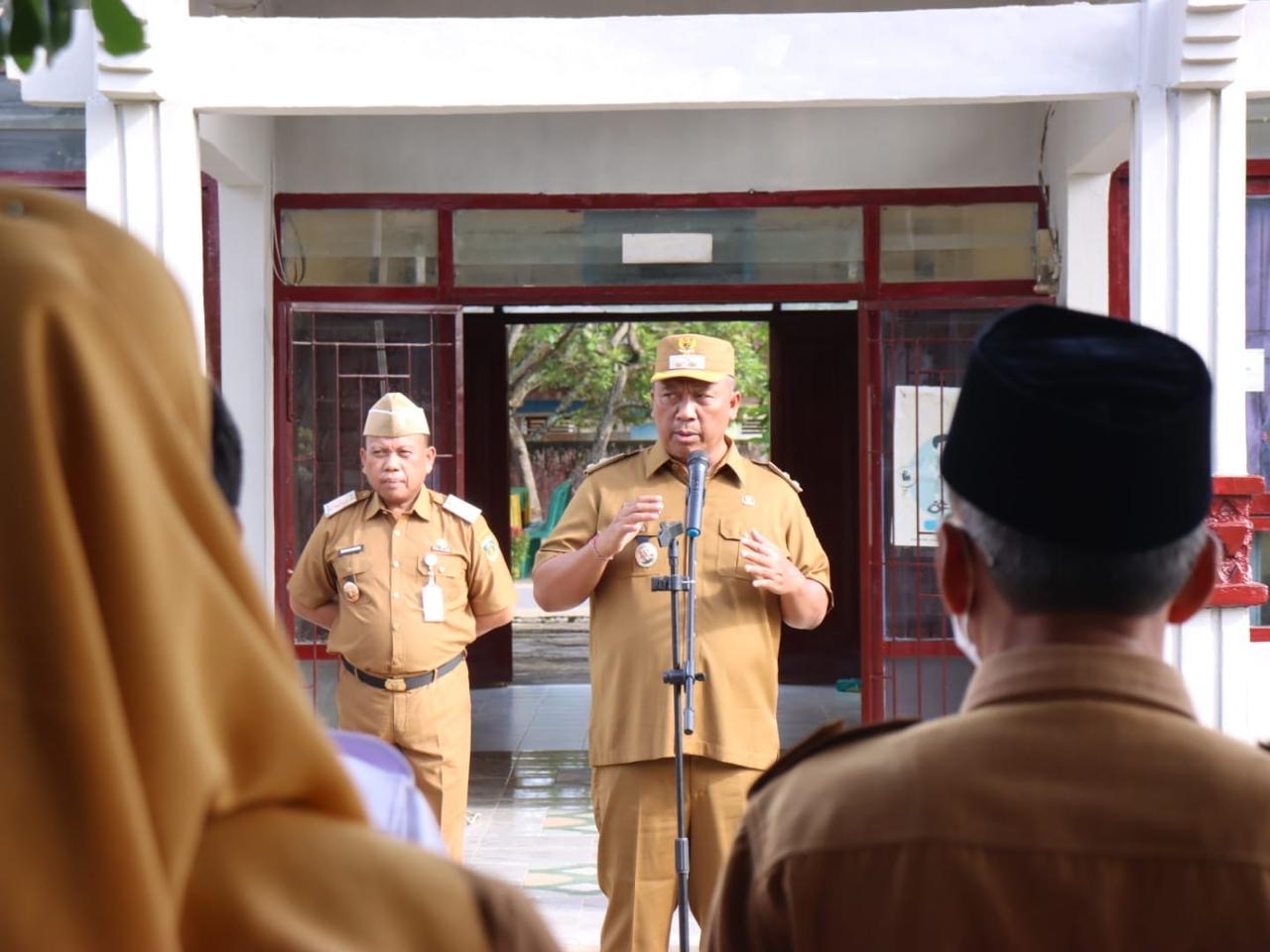 Pimpin Apel, Wabup I Komang Koheri Tegaskan Untuk Kedisiplinan ASN