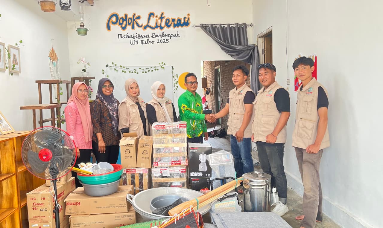 Serahkan Peralatan & Mesin, Tim Mahasiswa Berdampak Korkom IMM UM Metro Wujudkan Kampus Berdampak 