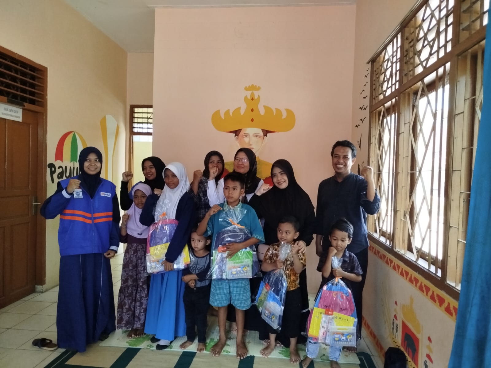 4 Pemustaka Asal Kota Metro Dapat Beasiswa dari Perpustakaan Cahaya Ilmu Ganjar Asri!