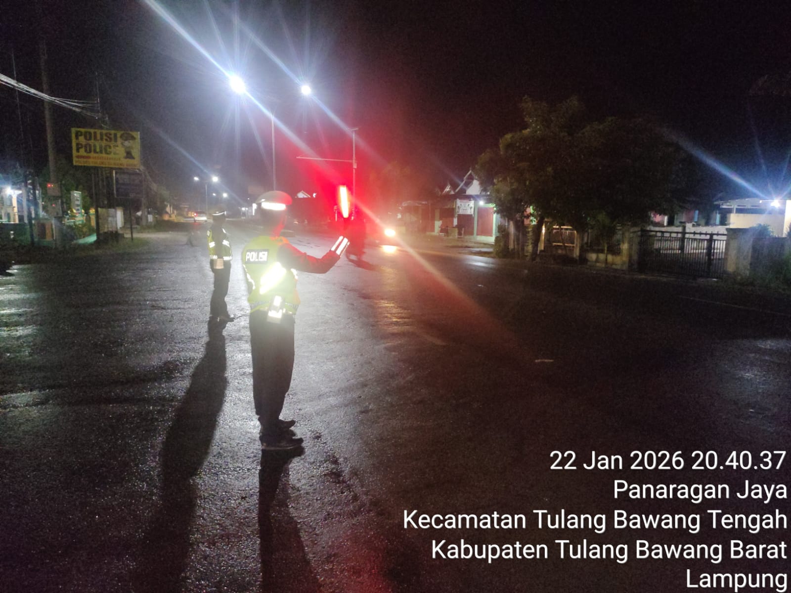 Patroli Blue Light, Satlantas Polres Tubaba  Ciptakan Rasa Aman Pengendara Saat Malam Hari