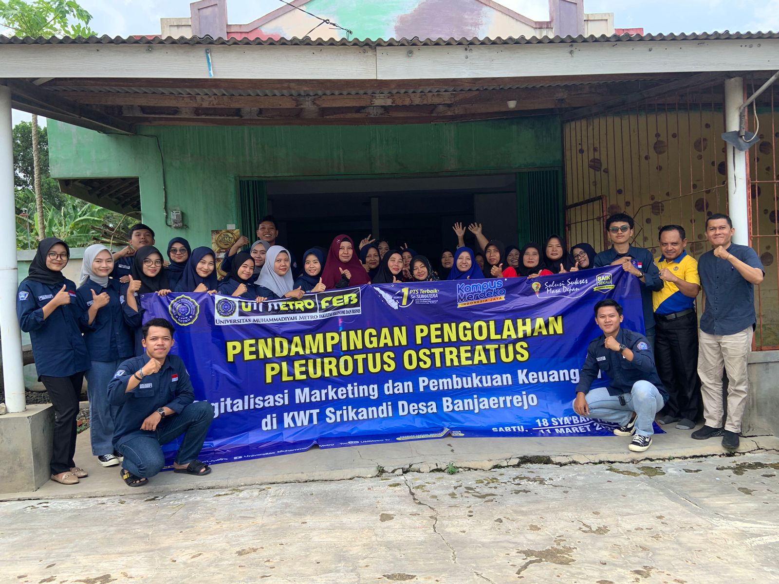 Tim Pengabdian Prodi Akuntansi Lakukan Pendampingan Pengolahan Jamur Tiram di Desa Banjarrejo