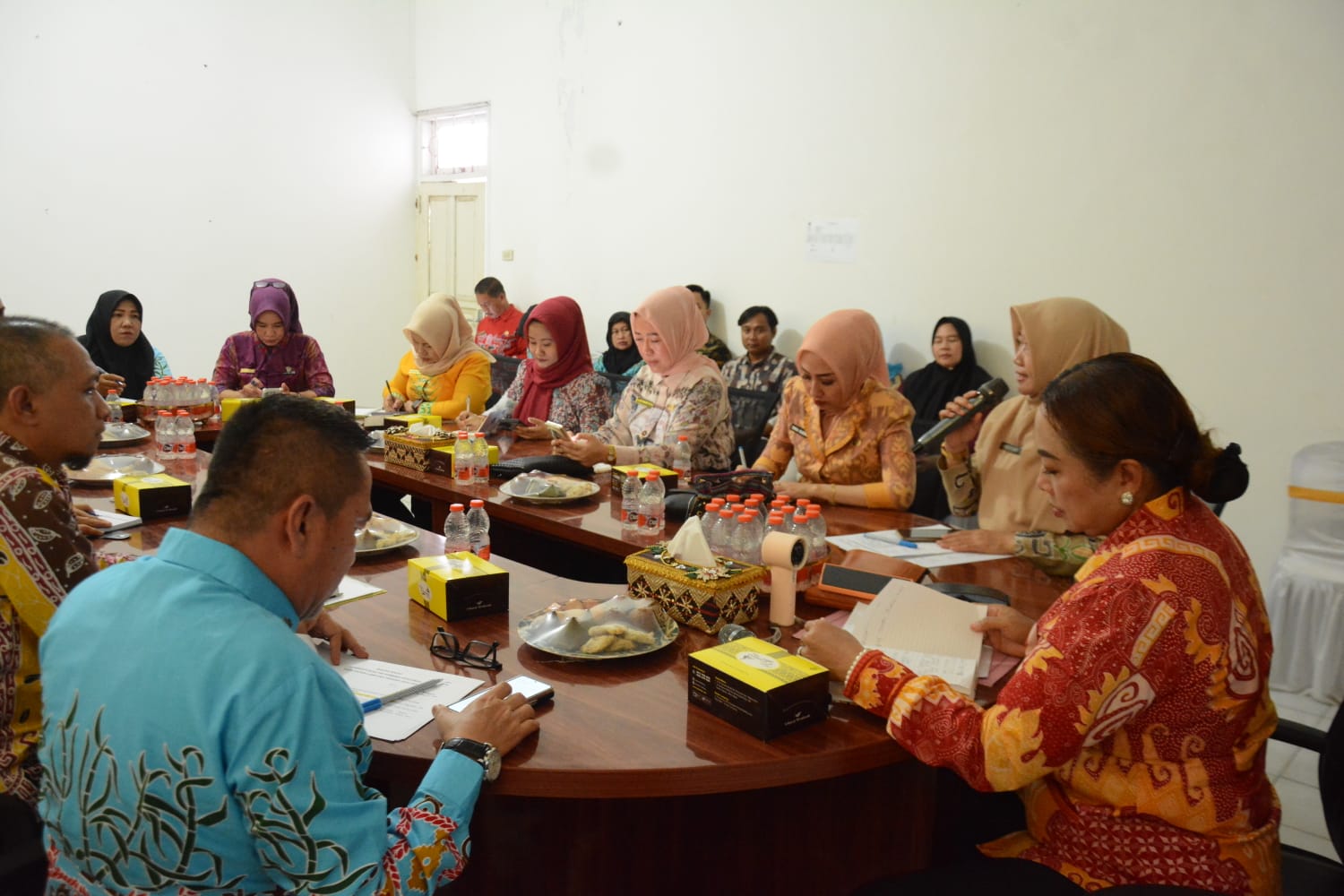 Pimpin Rapat Pembina Posyandu, Ni Ketut Dewi Nadi Dorong Peningkatan Kualitas Layanan