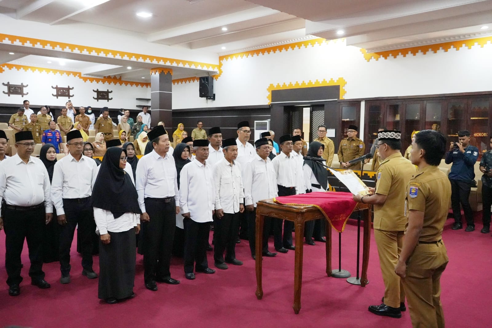 Wali Kota Metro Mengukuhkan Forum Kota Sehat Metro, Periode 2026-2028