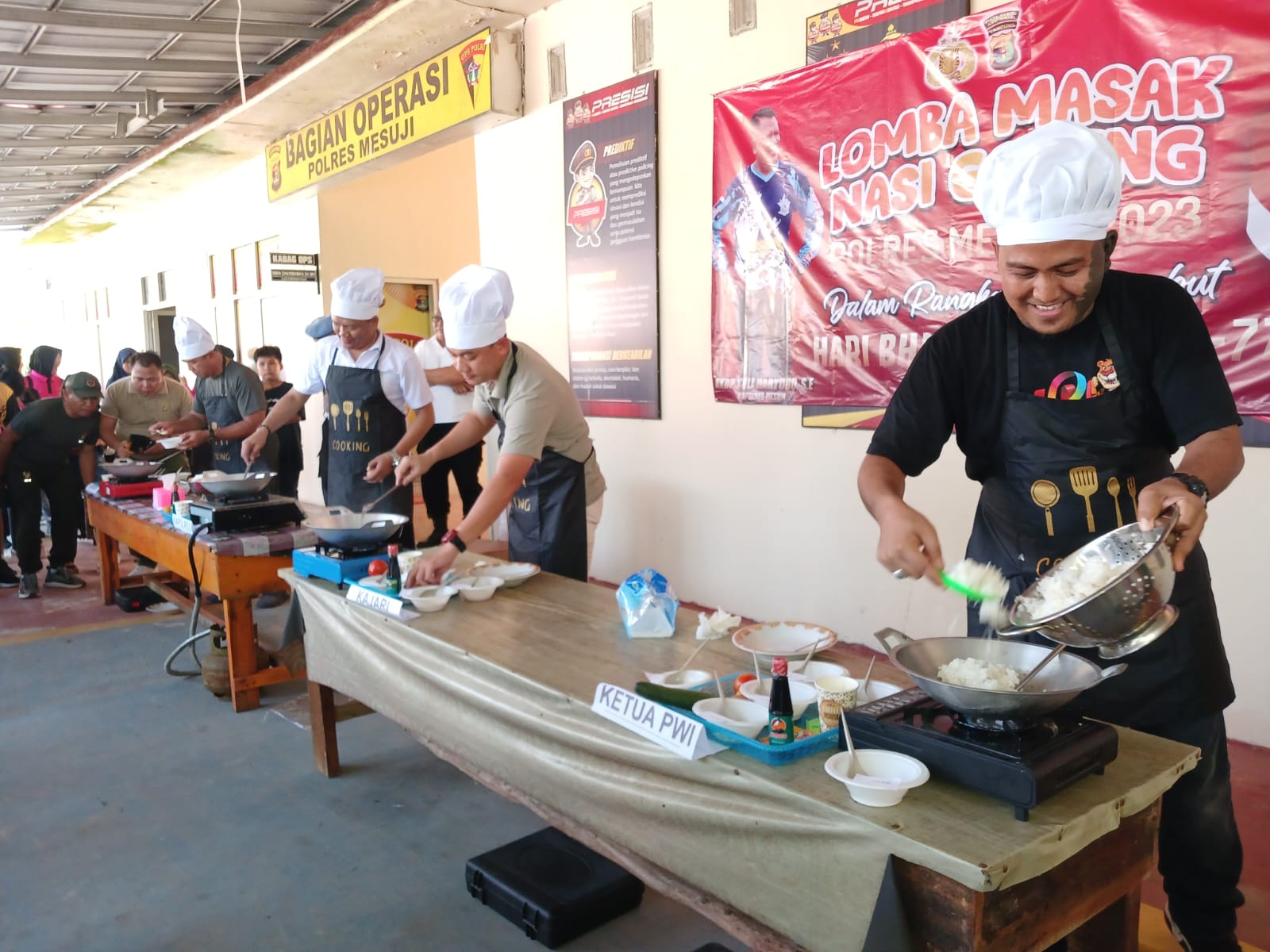 Lomba Masak Nasi Goreng, Kapolres Mesuji Betekuk Lutut 