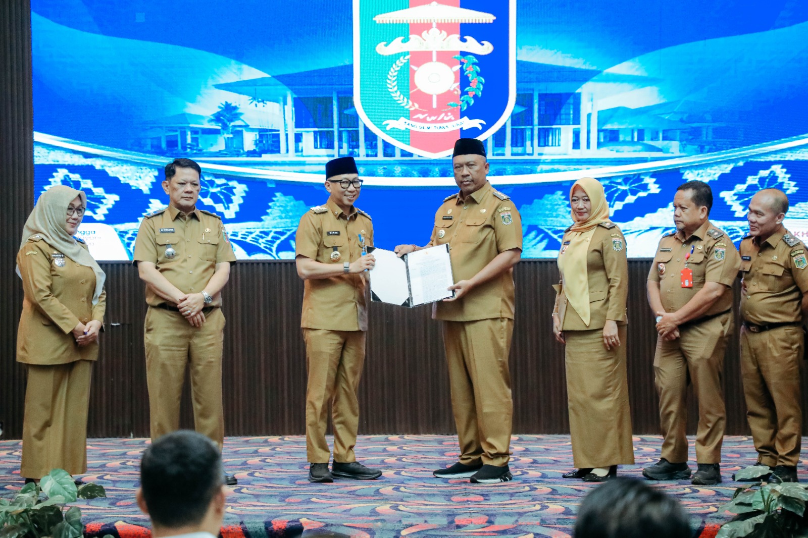 I Komang Koheri Resmi Ditunjuk Jadi Plt Bupati Lampung Tengah Masa Jabatan 2025-2030