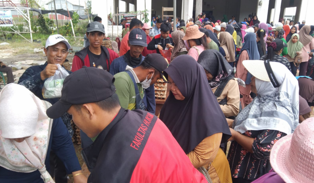 Pemkab Mesuji Gelar Gebyar Pasar Murah, Langsung Disambut Antusias Masyarakat!