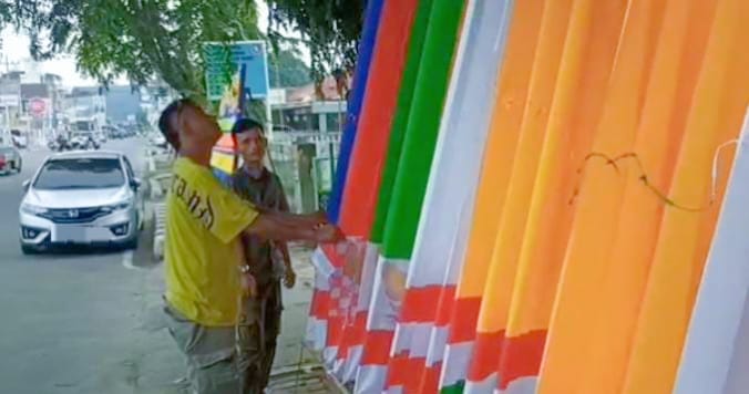 Jelang HUT RI Marak Pedagang Bendera Musiman, Omzet Capai Jutaan Rupiah per Hari