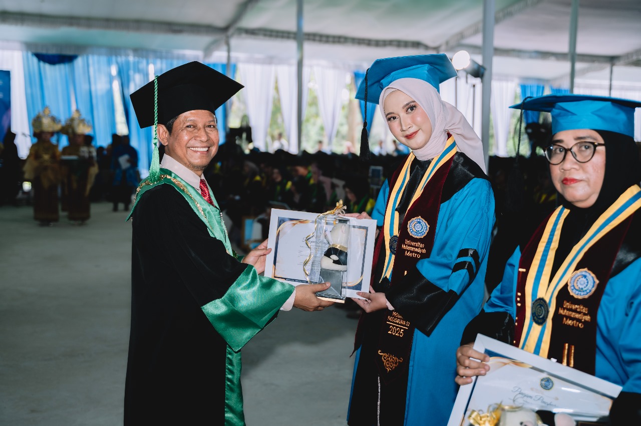 Kesibukan Bukan Penghalang, Sella Tansri Lourenzia Sukses Raih IPK Sempurna di UM Metro