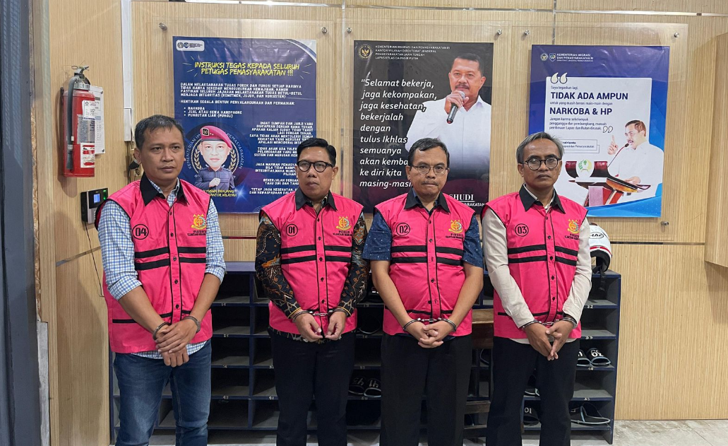 Roby, Mantan Kadis PU Kota Metro Jadi Tersangka