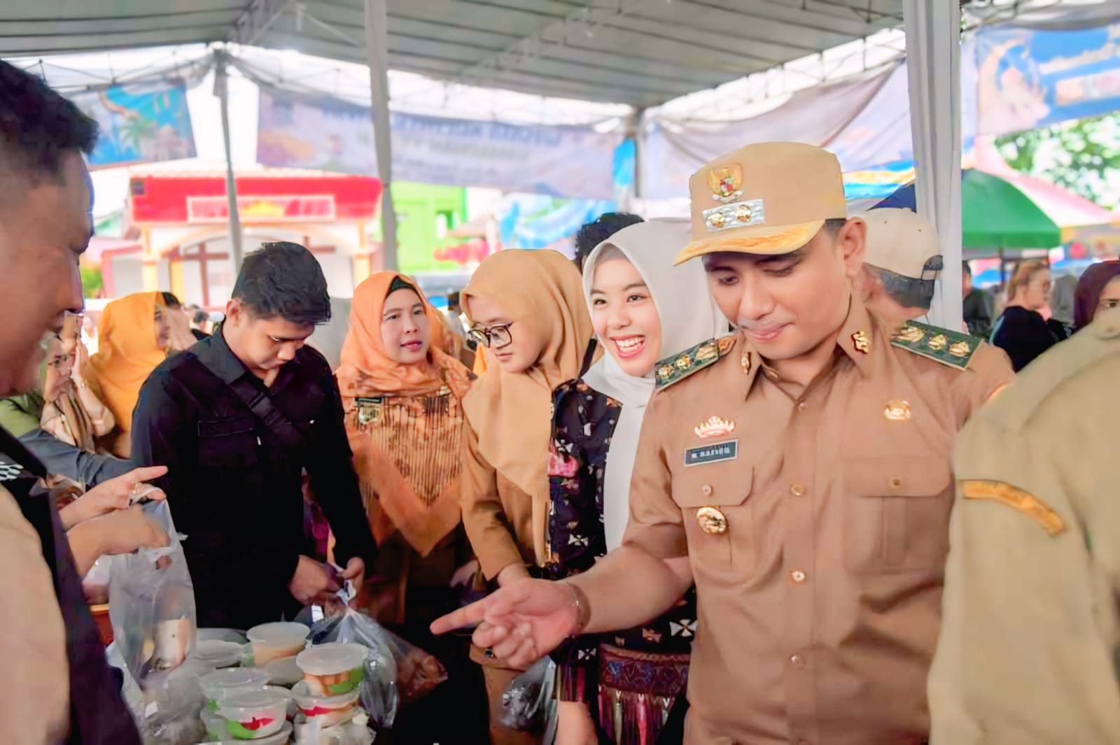 Dukung Pertumbuhan Ekonomi dan UMKM, Wakil Walikota Resmikan Wisata Kuliner Senja Ramadhan 