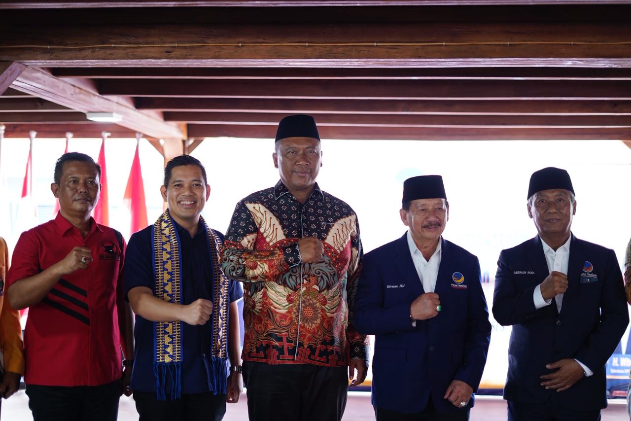 Plt. Bupati I Komang Koheri Hadiri Pelantikan Pengurus DPD Partai Nasdem Lampung Tengah 