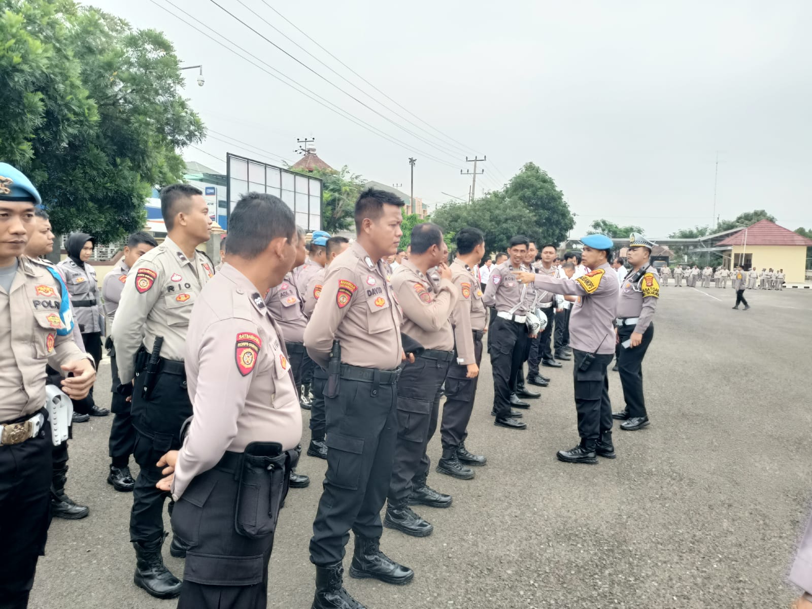 Kelengkapan Personel Polres Metro Diperiksa?