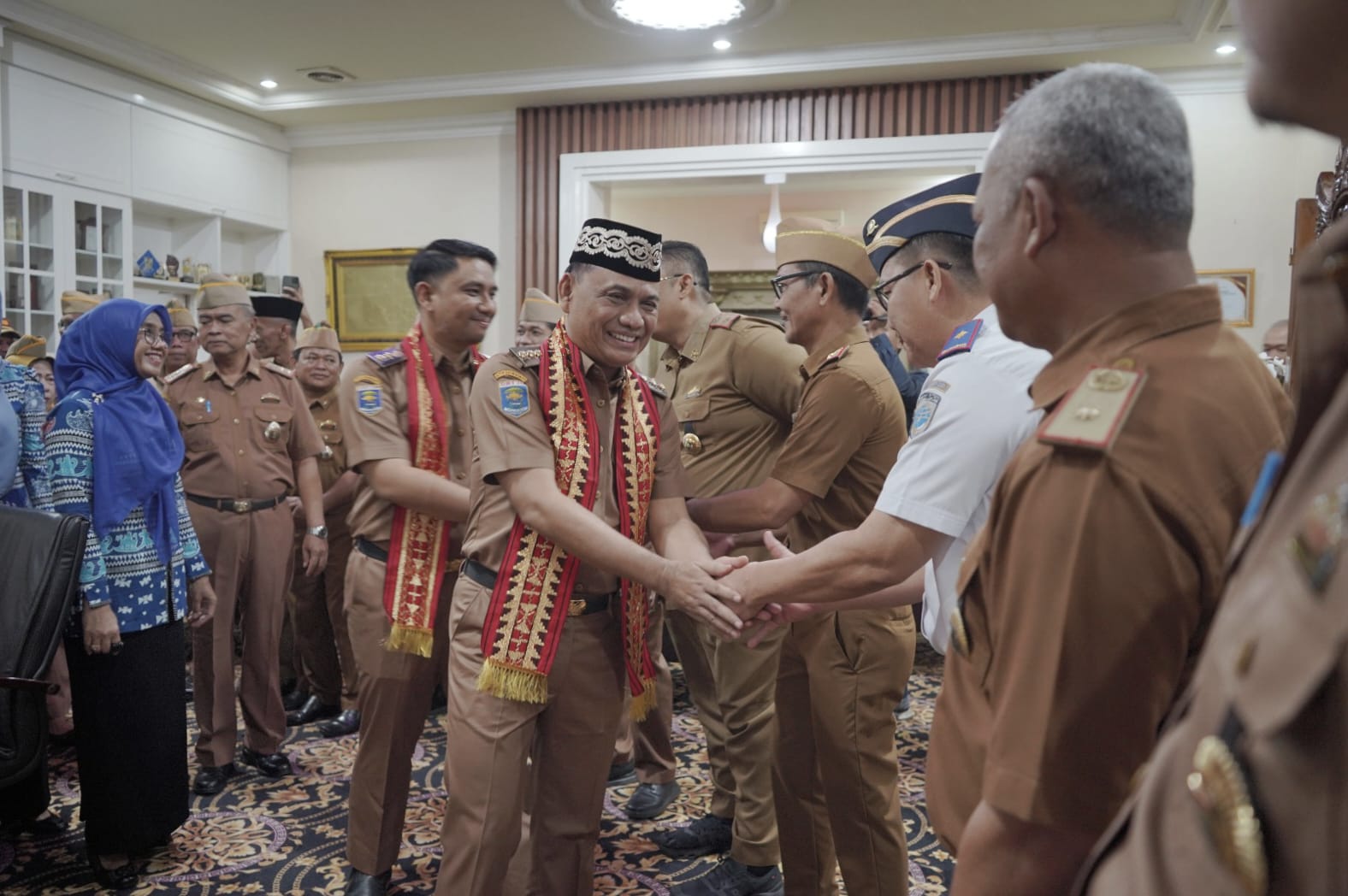 Hari Pertama Berkantor, Walikota Metro Minta ASN Beri Kemudahan Pelayanan Masyarakat