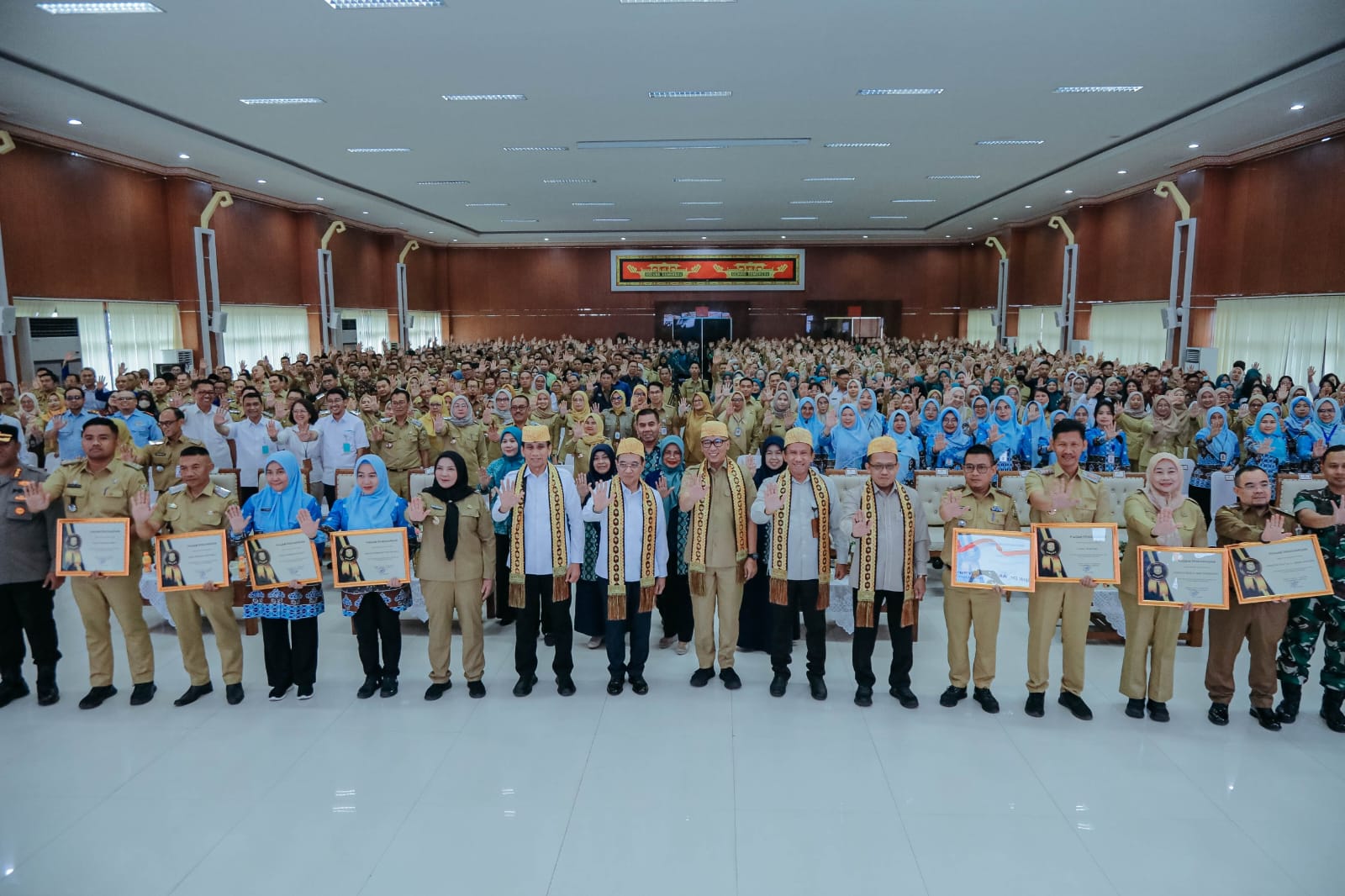 Gubernur Rahmat Mirzani Djausal Tegaskan Komitmen Percepat Penanganan TBC