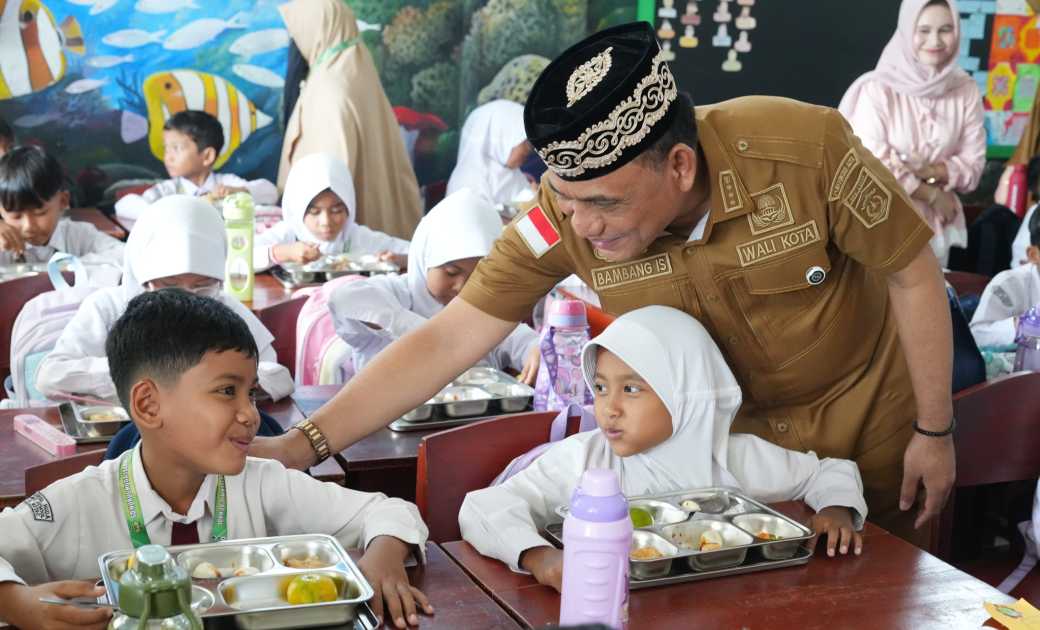 Tinjau Program Makan Bergizi Gratis, Walikota Metro Ingatkan Pihak Ketiga Soal Kualitas dan Gizi Makanan