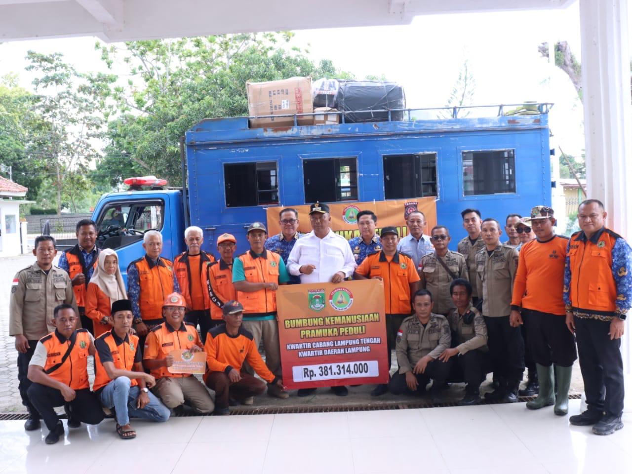 Plt. Bupati I Komang Koheri Lepas Keberangkatan Bantuan Korban Bencana di Sumatera