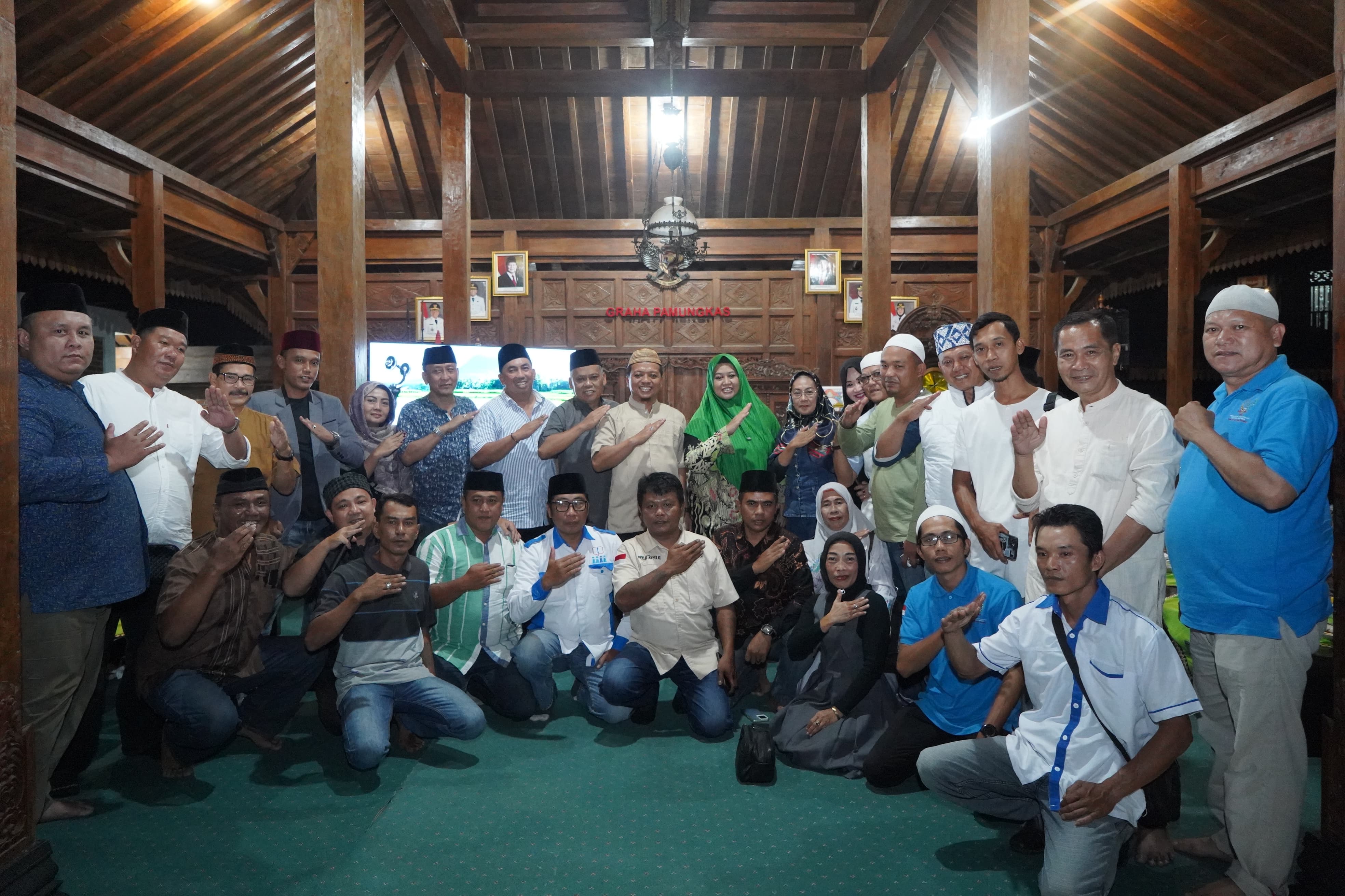 Buka Puasa Bersama Insan Pers, Bupati Pringsewu Paparkan Capaian Setahun dan Ajak Perangi Hoaks