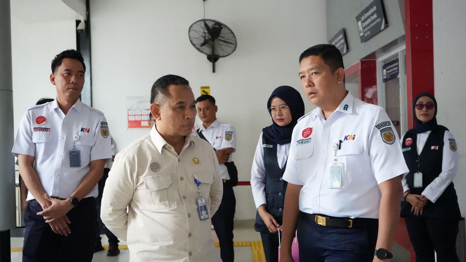 Direktur Lalu Lintas dan Angkutan Kereta Api Kemenhub Tinjau Posko Lebaran di Stasiun Yogyakarta